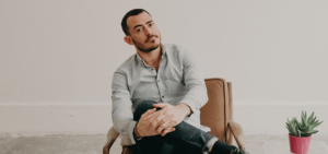 CEO moov up
